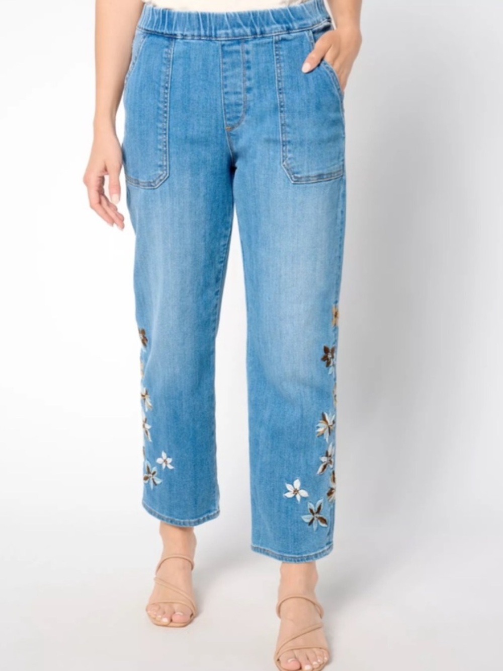 Driftwood Jeans Ruby Pull-On Relaxed Jean Floral Embroidery Size S/27.